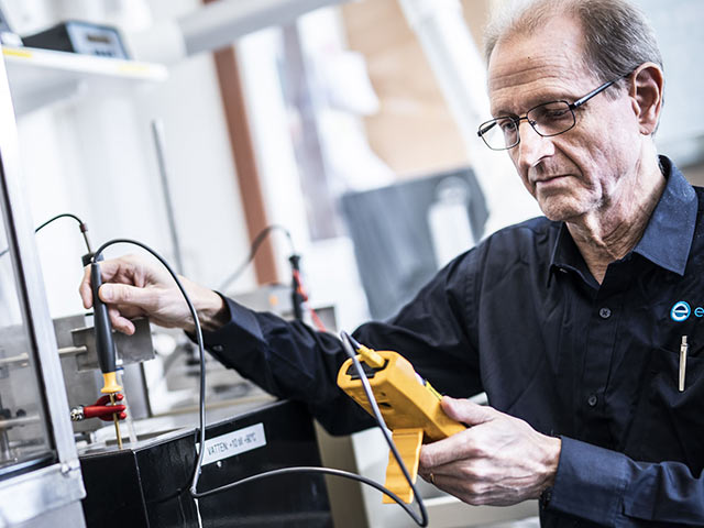 Kalibierungeinessingturmessgeräts.