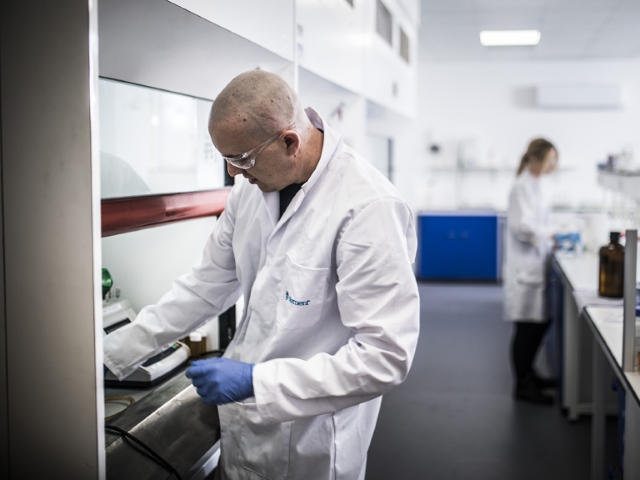 Positive Material Identification 640x480