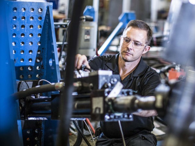 动力学卡640 x 480